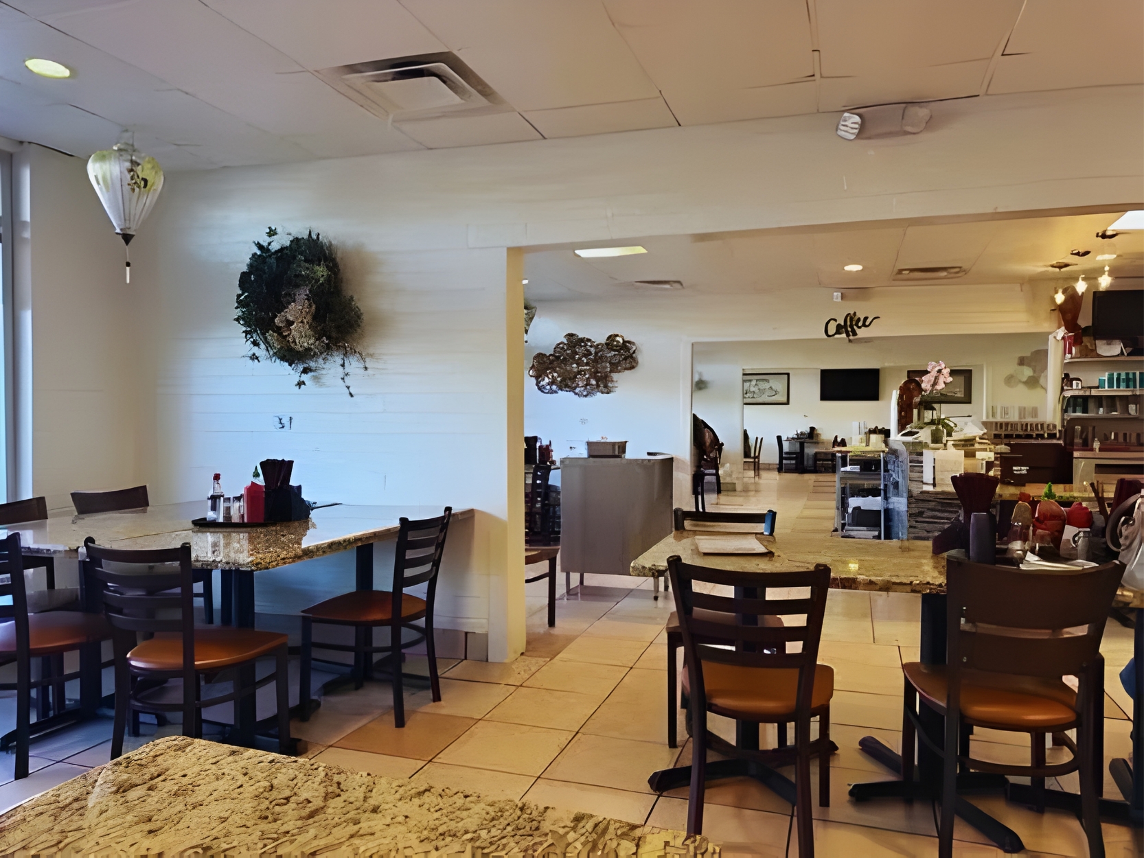 Restaurant Ambiance